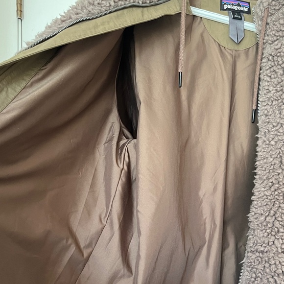 Patagonia Taupe Sherpa Fleece Hooded Zip Jacket - Picture 6 of 8